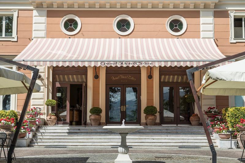 แกรนด์ โฮเทล เตเลเซ Hotel Telese Terme ภายนอก รูปภาพ